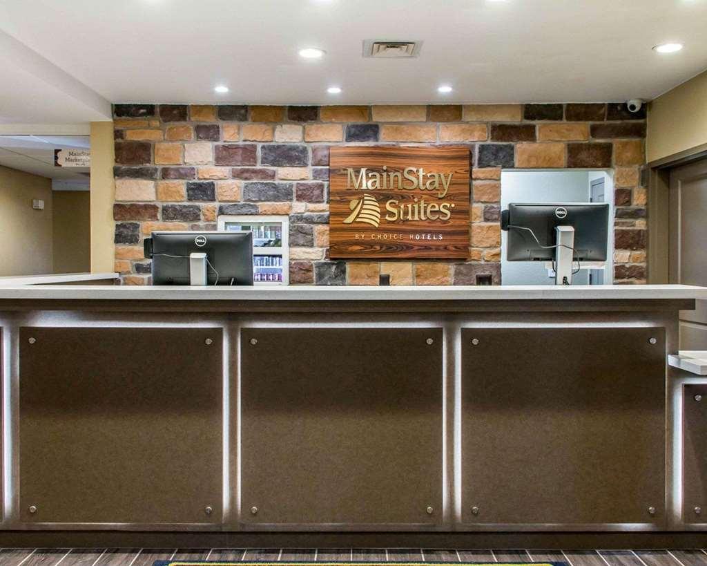 Mainstay Suites Котула Интериор снимка